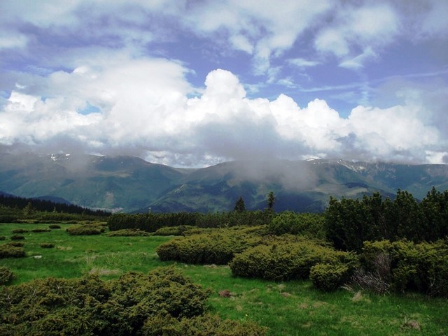 KARPATI - masiv Retezata  Judele-2398m i slapovi Beušnice